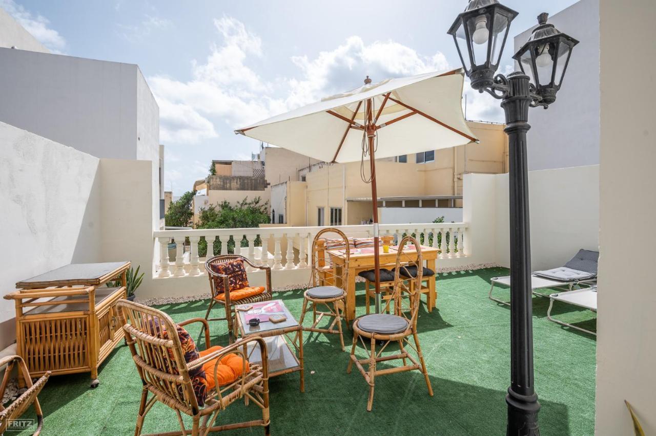 Close To Airport - Private Room With Private Bathroom Adults Only Gudja Dış mekan fotoğraf