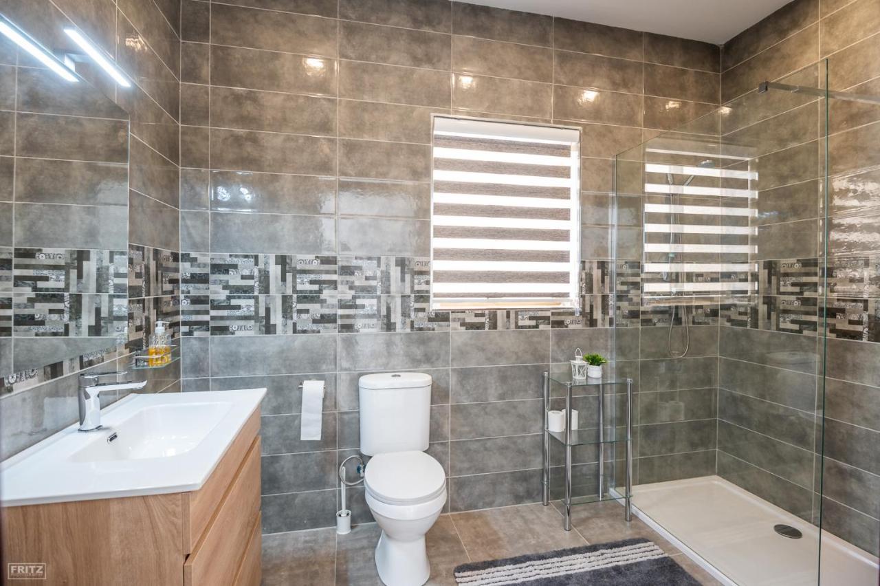 Close To Airport - Private Room With Private Bathroom Adults Only Gudja Dış mekan fotoğraf